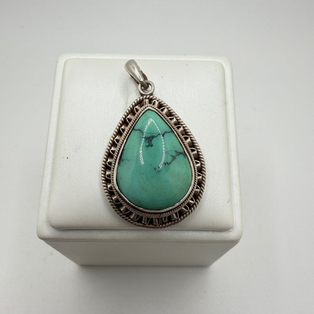 Stunning 23x16 Pear cut, turquoise cabochon pendant in sterling silver!‎